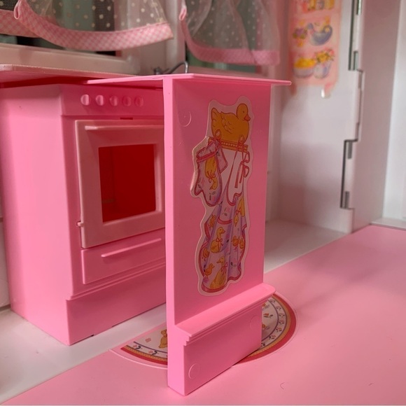 MAKE ME AN OFFER Vintage Barbie Deluxe Dream House Playset 18638 Mattel 1998 - Picture 12 of 17